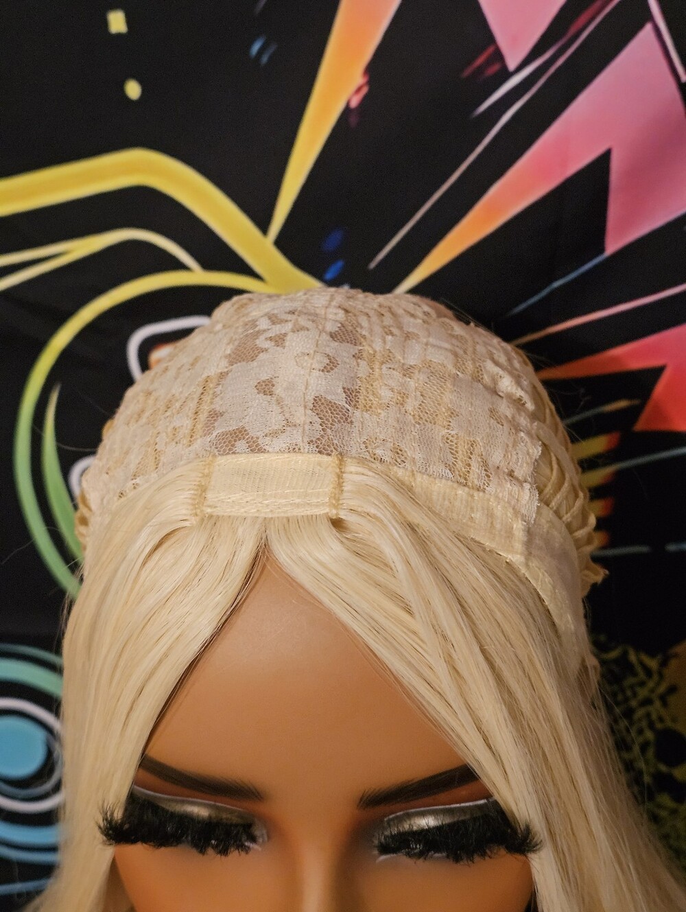Wig - Picture 4 of 6